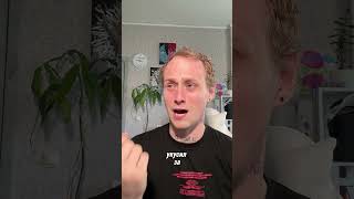 Он меня укусил за руку…🧢