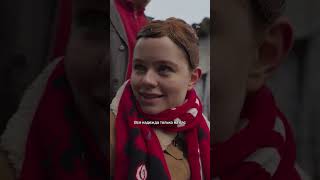 Одна надежда на бабку | Мила Ершова и Гоша Куценко в сериале «Встать на ноги». Смотрите в Okko!