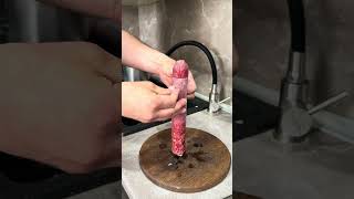 Полейте колбасу кипятком и Вас будут считать Гением! #рецепты #советы#shorts#food