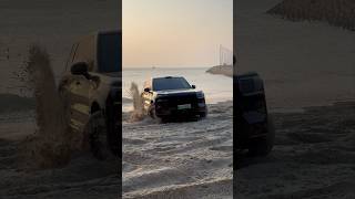 ZEEKR 9X засадил в песок